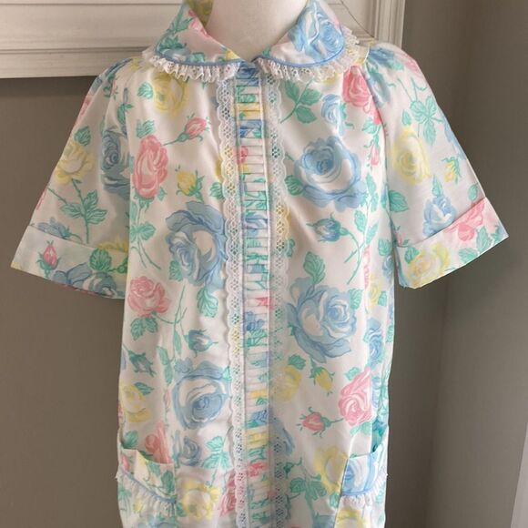 Vintage Leisure Life 70s Floral Button Lace Shortsleeve House Dress Small - Picture 2 of 16